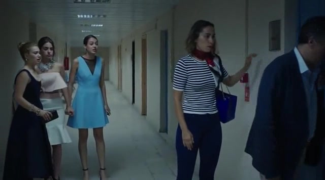 Кадры из сериала Милые обманщицы 3 серия 1 сезон (2015)