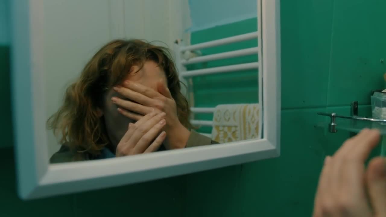 Кадры из сериала Яркое пламя 10 серия 1 сезон (2020)