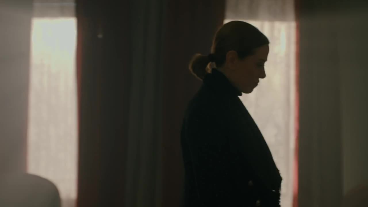 Кадры из сериала Яркое пламя 12 серия 1 сезон (2020)